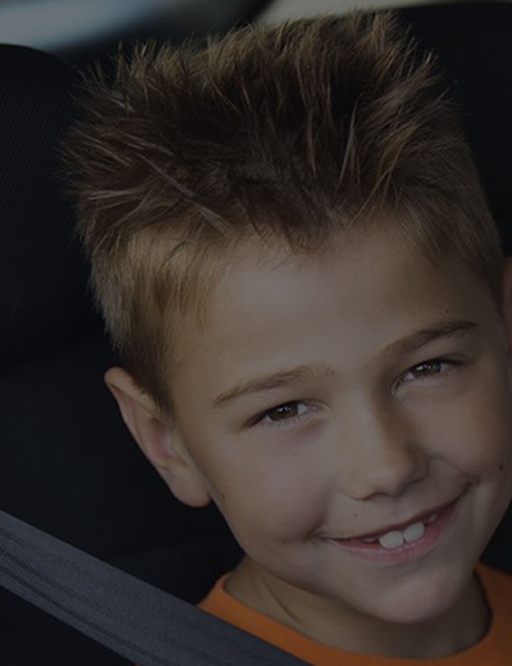 kid in seatbelt image