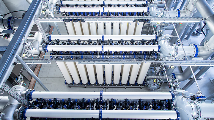 T-Rack rack system installed with dizzer ultrafiltration modules